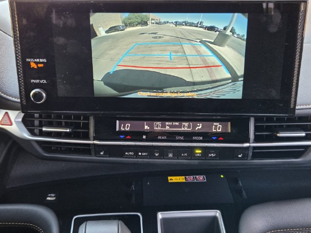 Certified 2025 Toyota Sienna XLE Woodland Edition AWD/4WD image 16