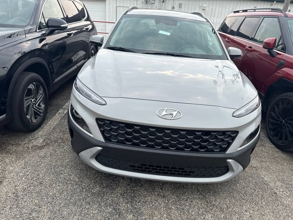 Used 2023 Hyundai Kona SEL w/ Cargo Package AWD/4WD image 7