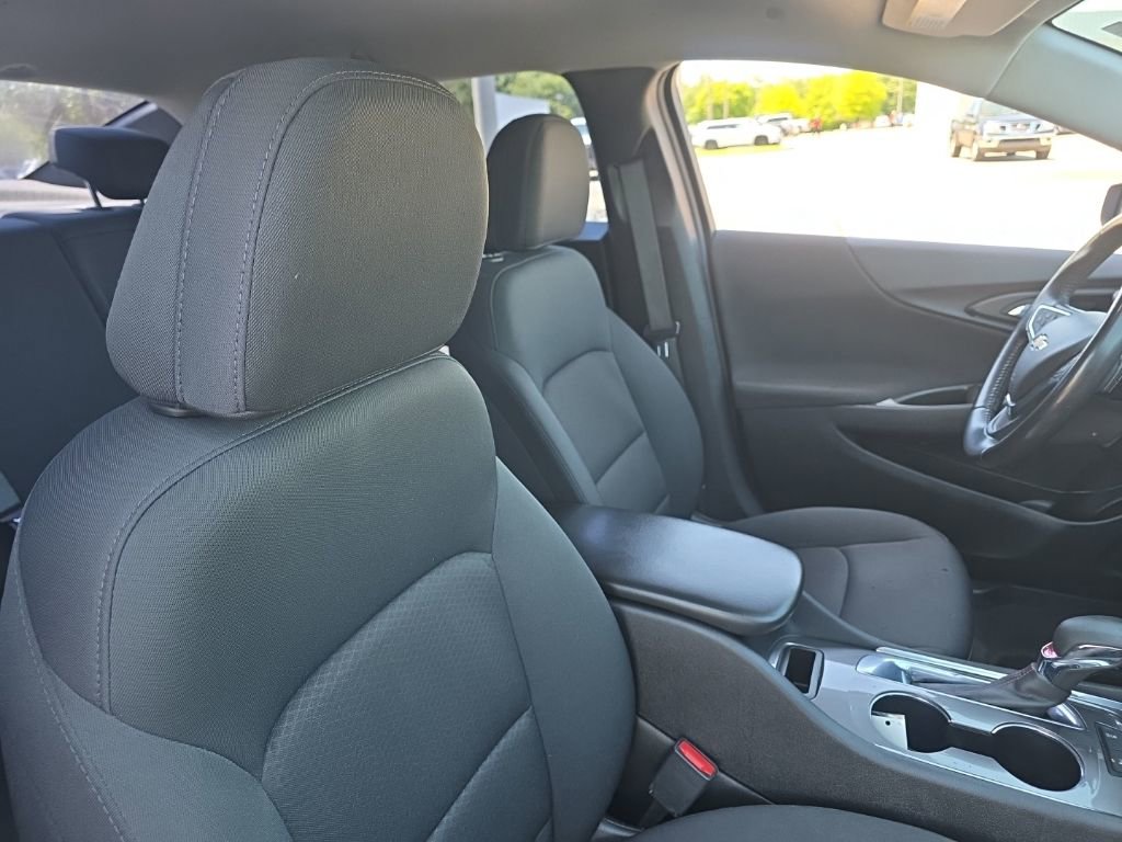 Used 2021 Chevrolet Malibu RS FWD image 10