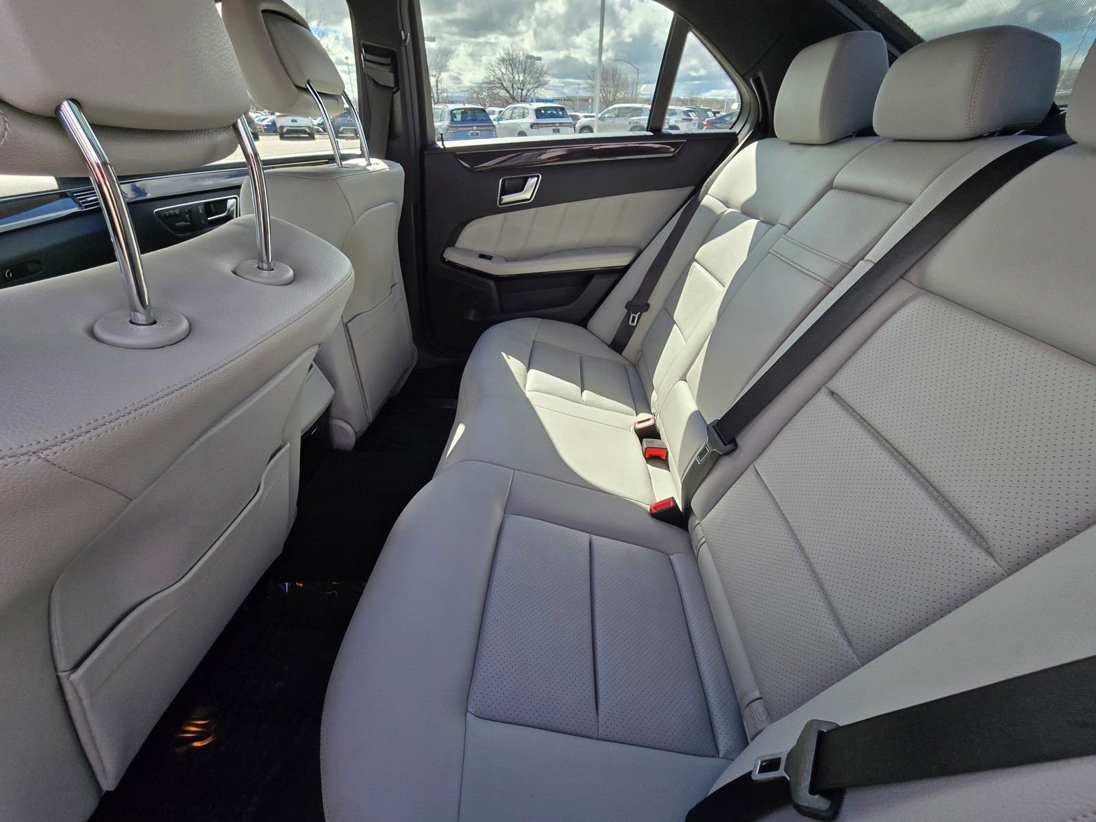 Used 2012 Mercedes-Benz E 350 Sedan image 10