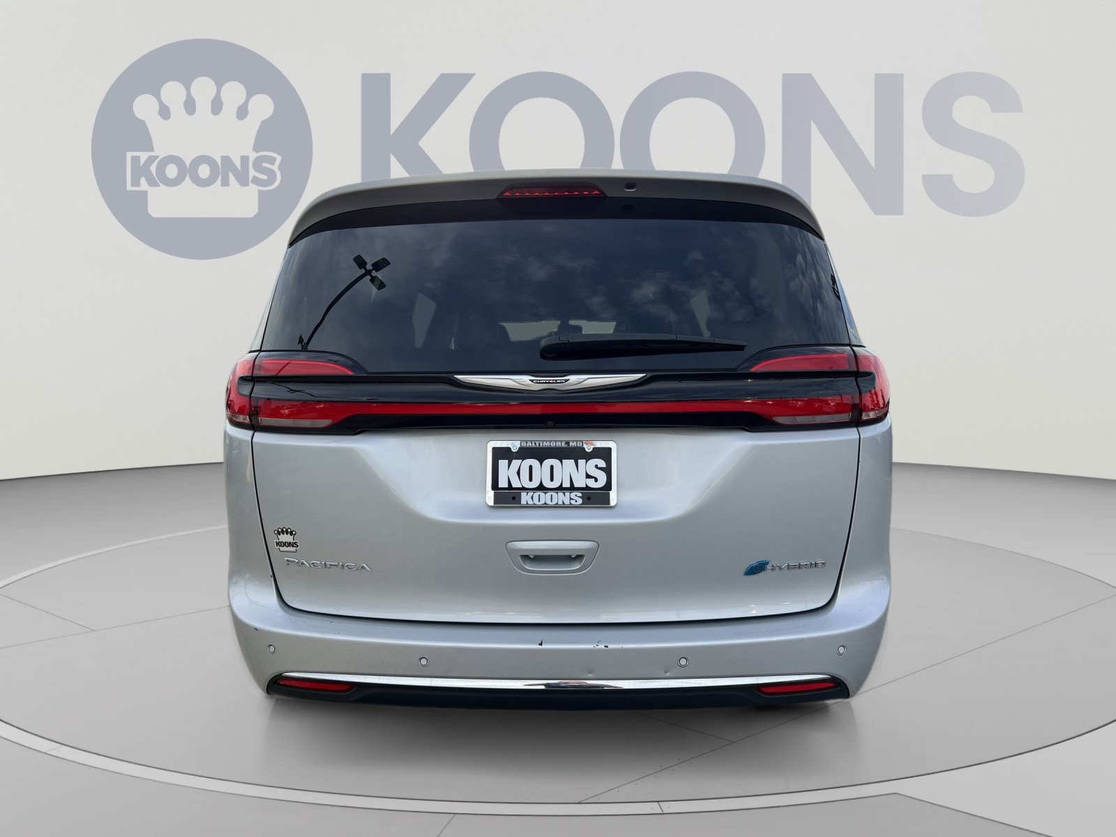 Used 2024 Chrysler Pacifica Limited FWD image 5