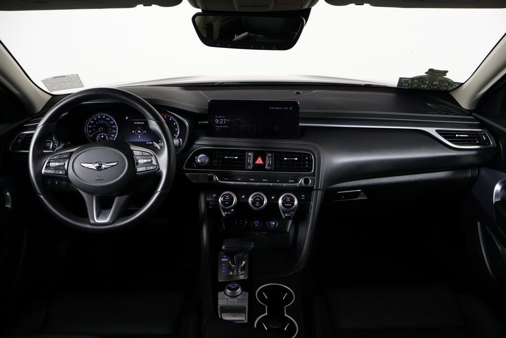 Used 2023 Genesis G70 2.0T image 8