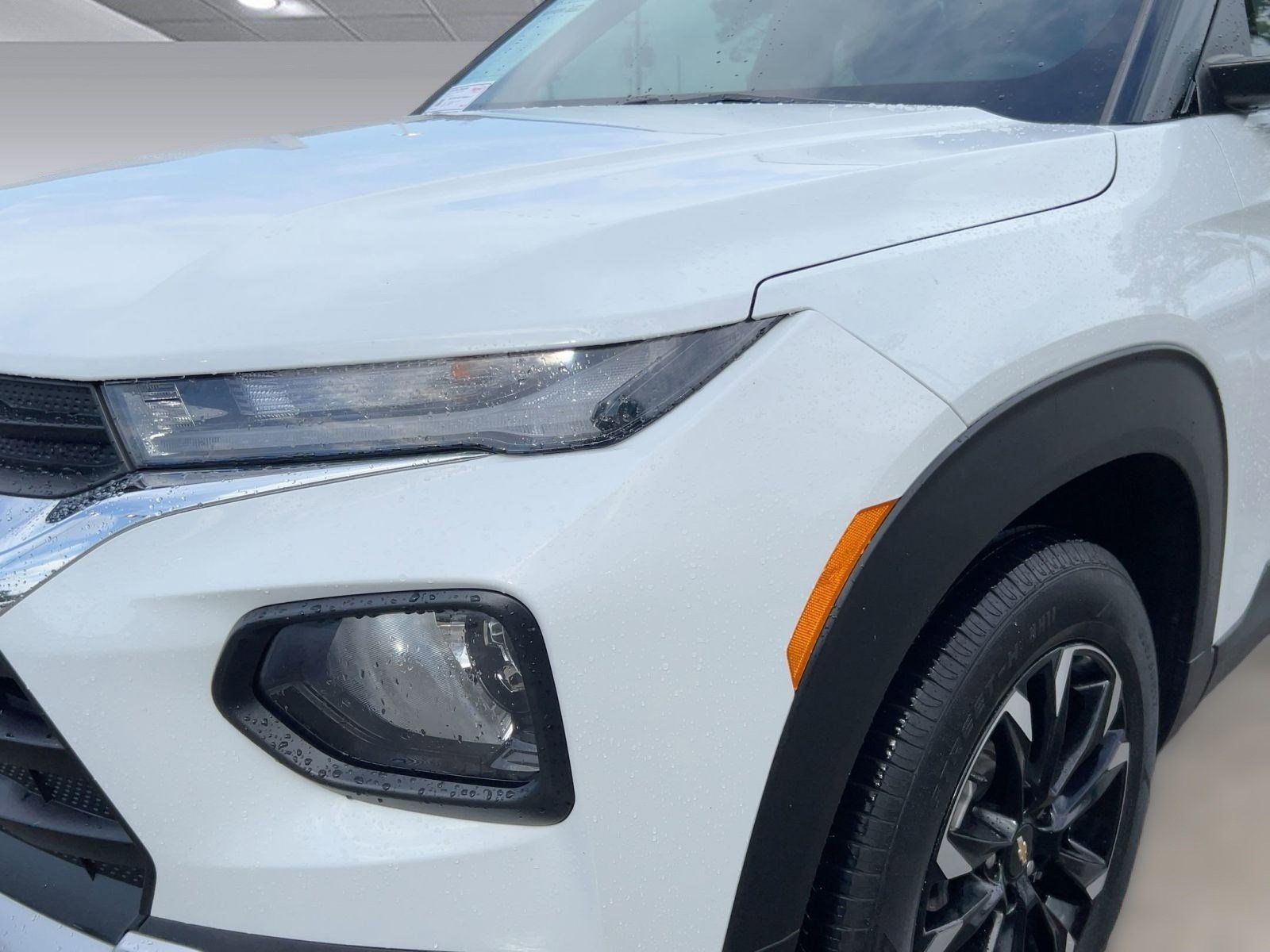 Certified 2023 Chevrolet TrailBlazer LT w/ Convenience Package image 10