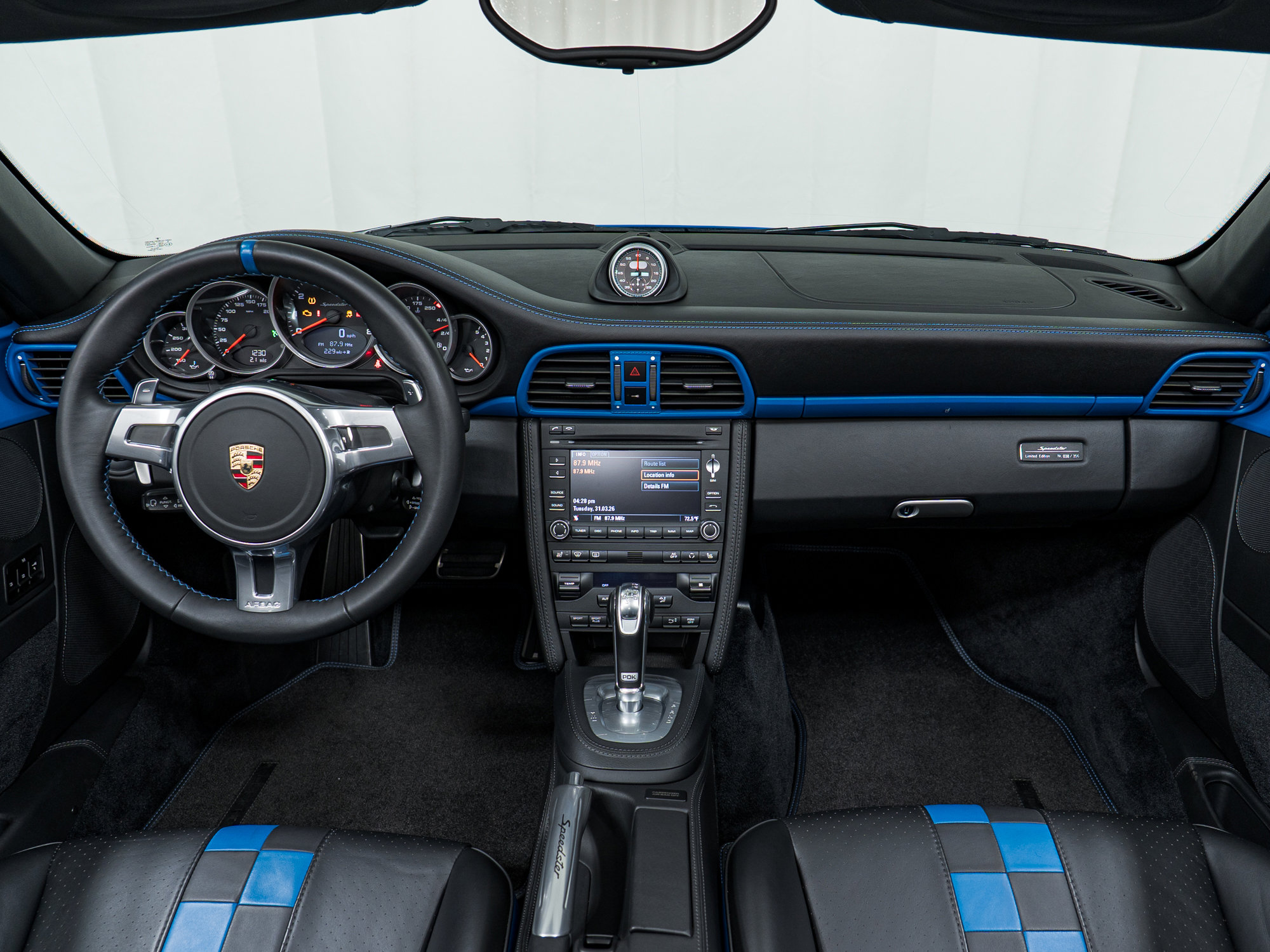 Used 2011 Porsche 911 Speedster image 31