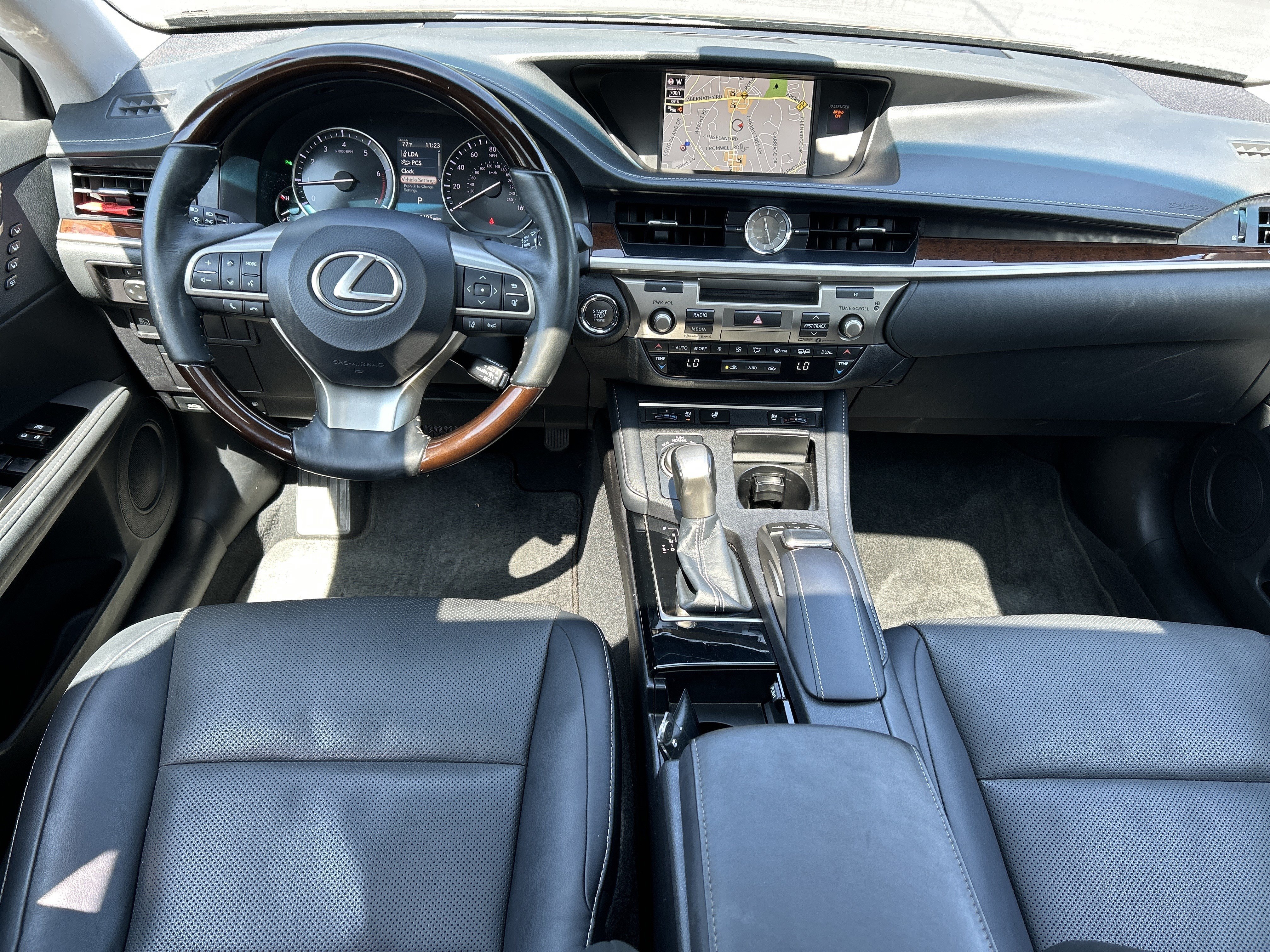 Used 2018 Lexus ES 350 w/ Navigation System Package FWD image 30
