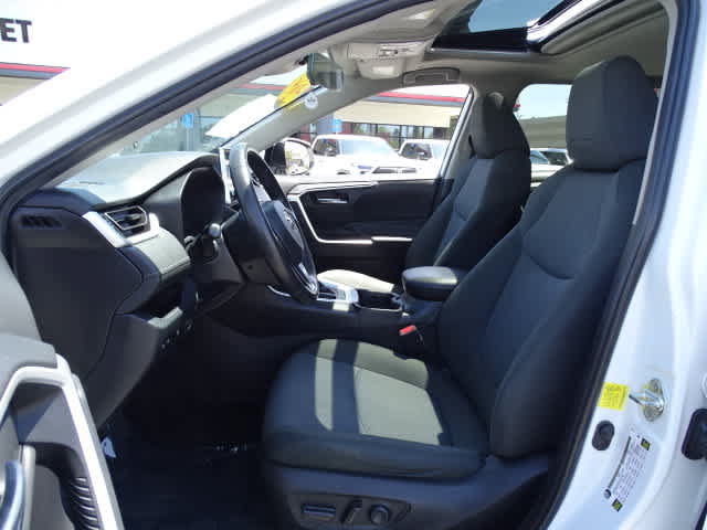 Certified 2023 Toyota RAV4 XLE w/ Convenience Package FWD image 18