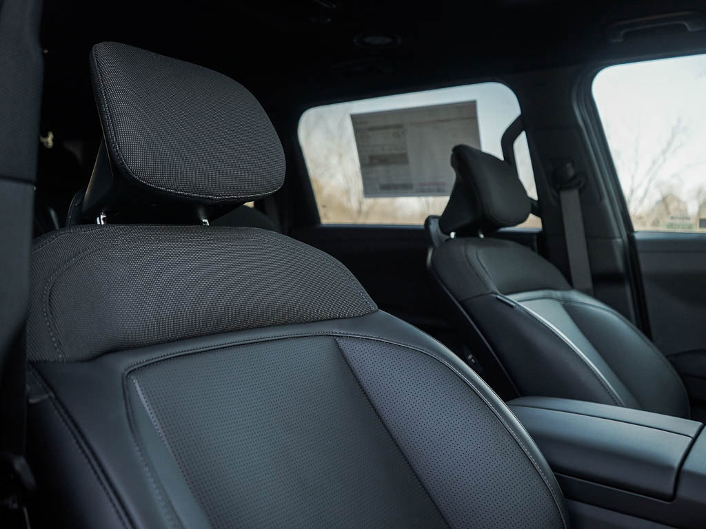 New 2027 Kia Telluride S image 12