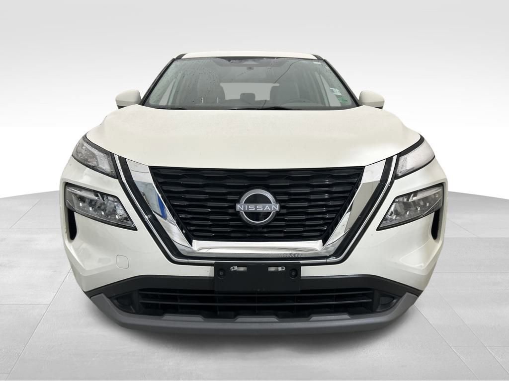Used 2023 Nissan Rogue SV image 9