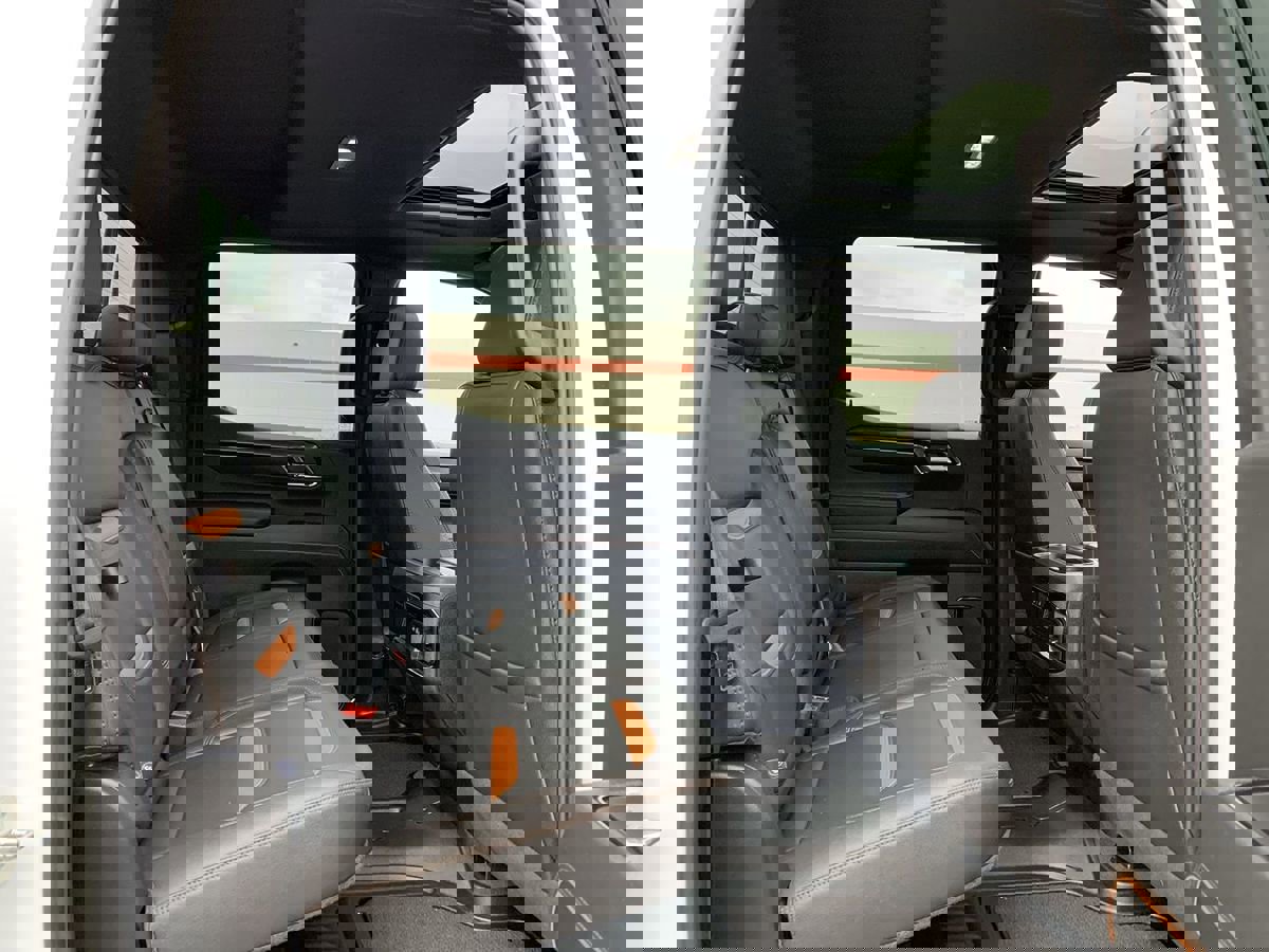 Used 2024 GMC Sierra 1500 AT4 w/ Technology Package image 35