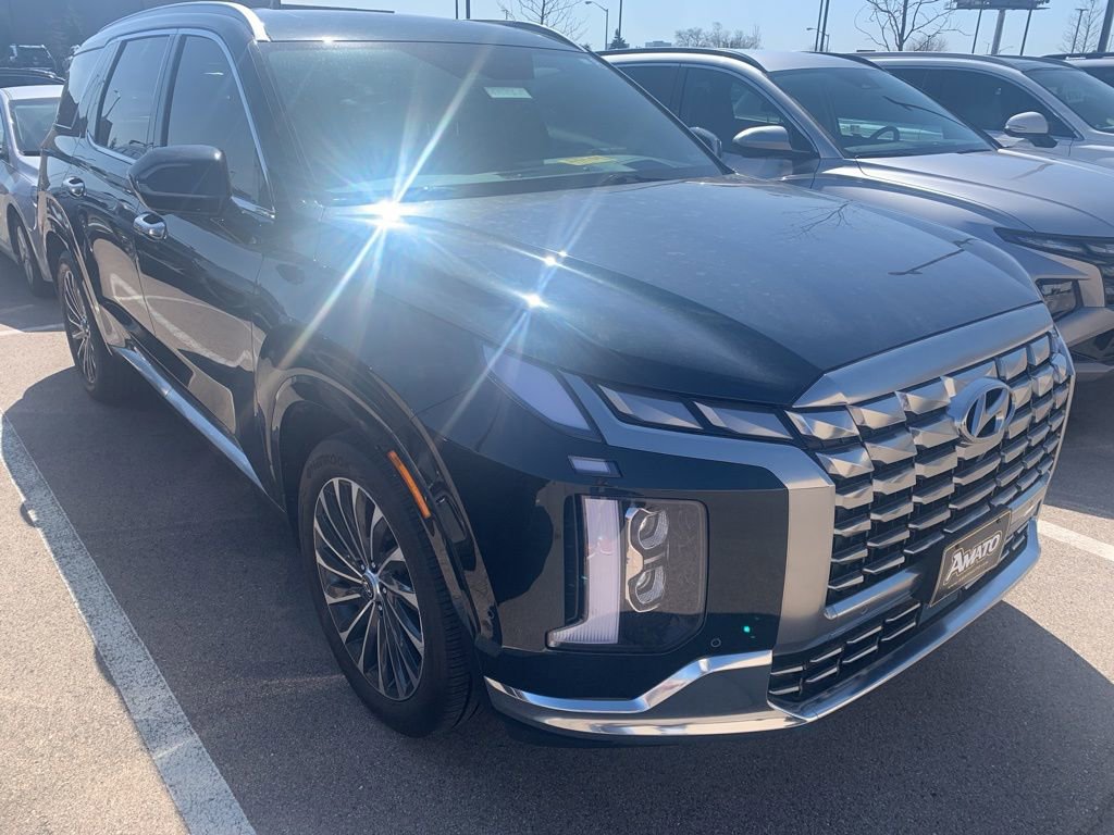 Used 2023 Hyundai Palisade Calligraphy AWD/4WD image 3