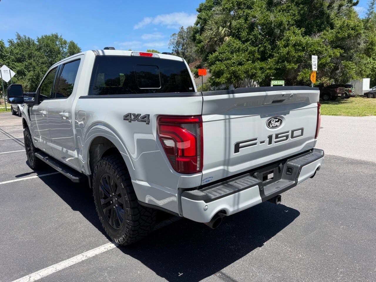 Used 2024 Ford F150 Lariat AWD/4WD image 24