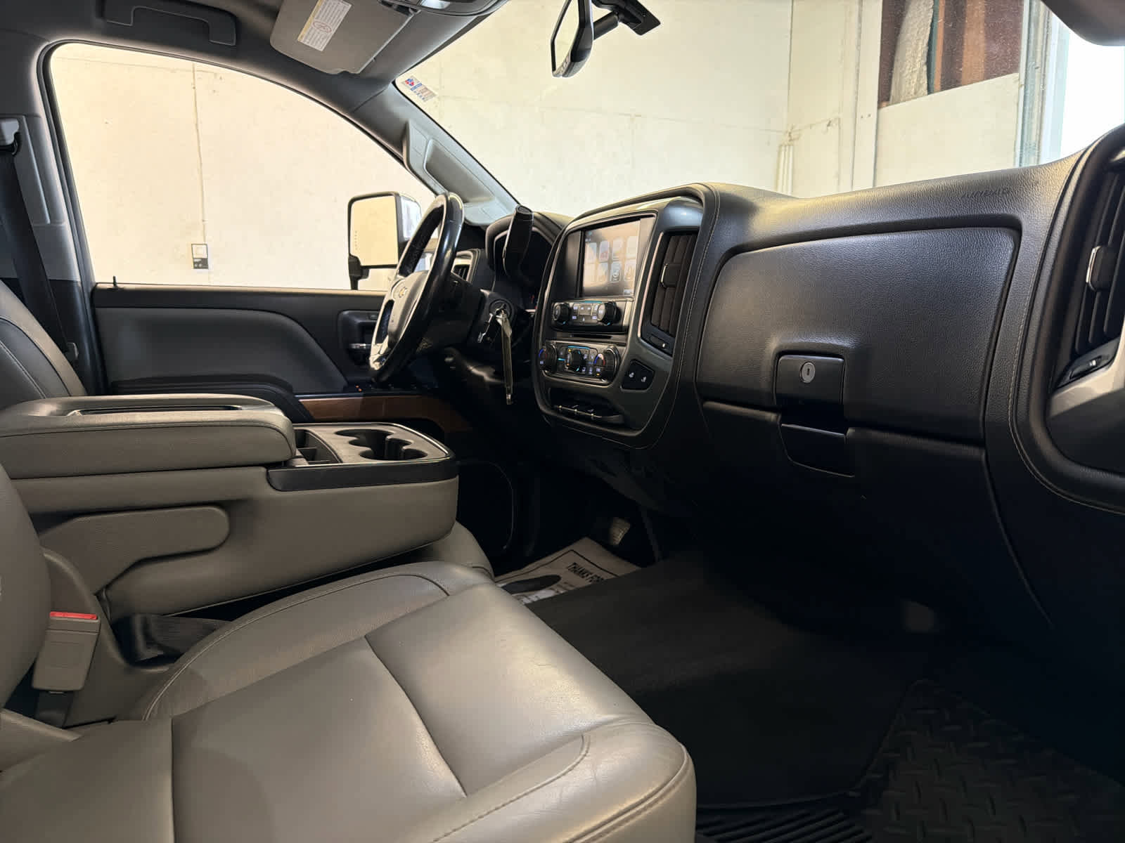Used 2019 Chevrolet Silverado 2500 LTZ AWD/4WD image 25