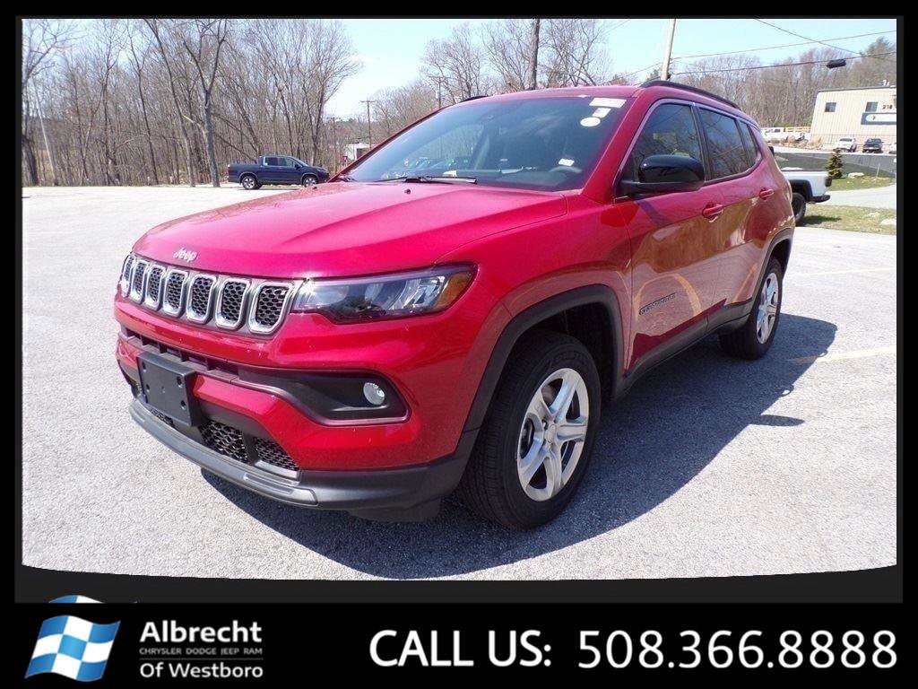 New 2023 Jeep Compass Latitude image 1