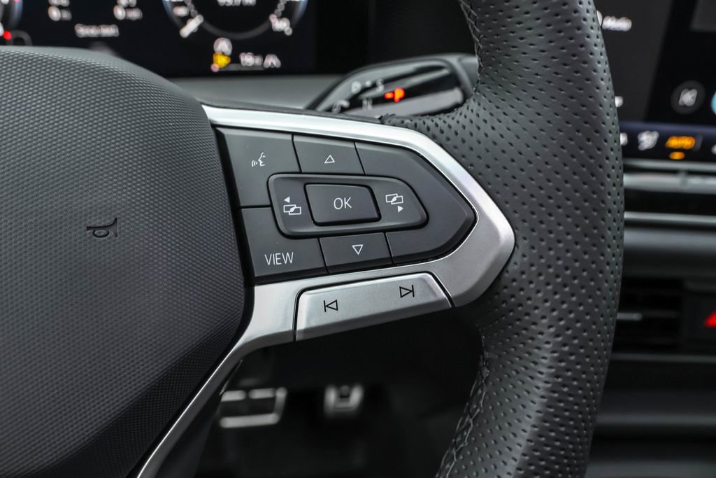 New 2026 Volkswagen Tiguan SE R-Line image 29