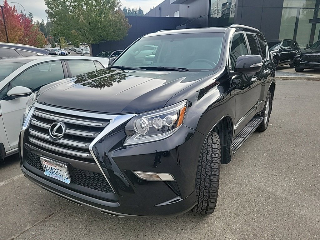 Used 2015 Lexus GX 460 image 1