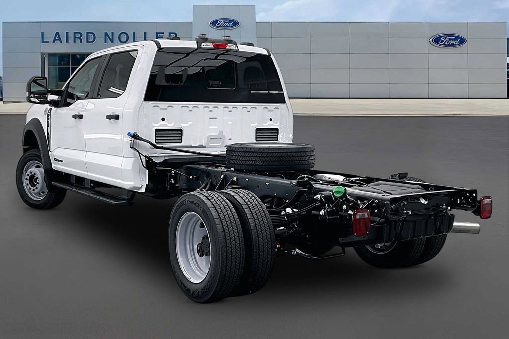 New 2026 Ford F450 4x4 Crew Cab Super Duty image 3