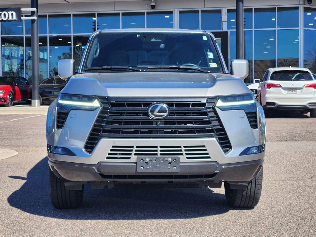 Used 2024 Lexus GX 550 image 2