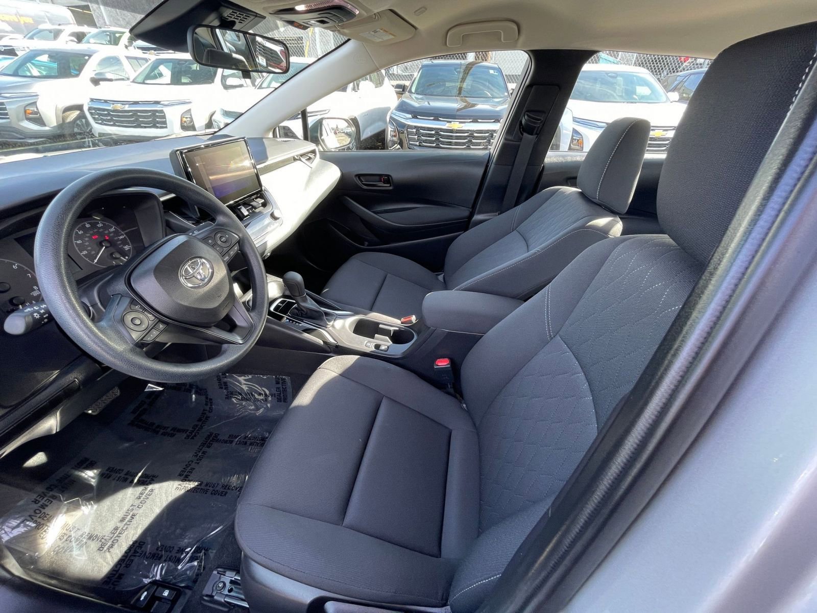 Used 2025 Toyota Corolla LE image 25