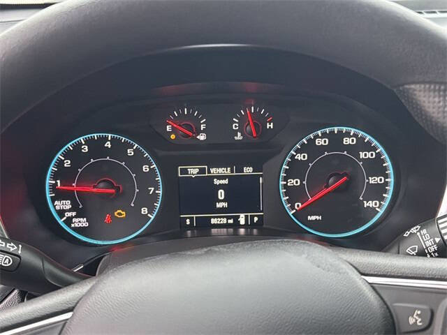 Used 2020 Chevrolet Equinox LS image 12