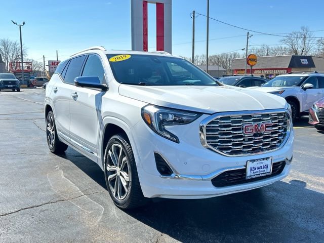 Used 2019 GMC Terrain Denali w/ Advanced Safety Package image 11