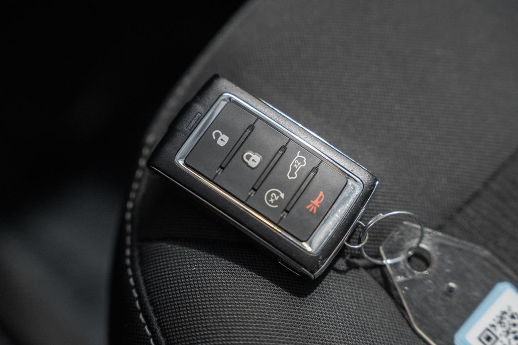 Used 2023 Jeep Grand Cherokee L Laredo w/ Luxury Tech Group I AWD/4WD image 42