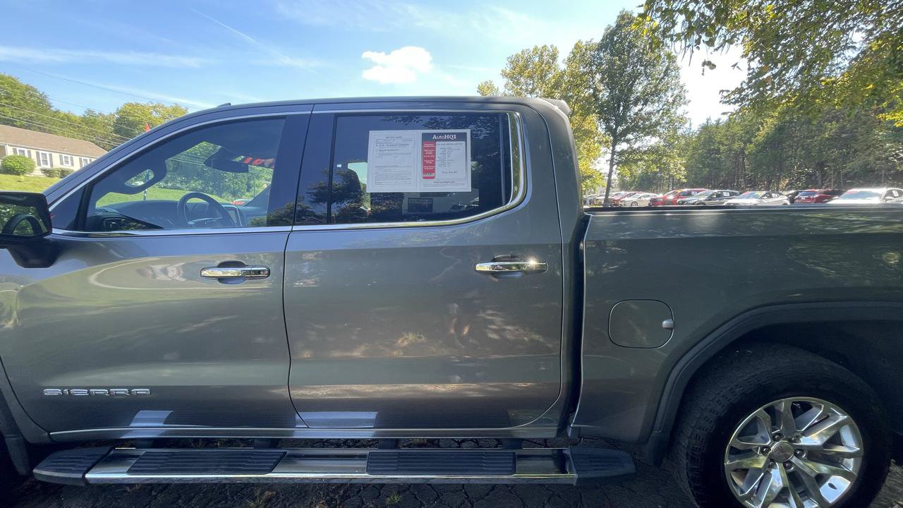 Used 2022 GMC Sierra 1500 SLT w/ SLT Premium Plus Package AWD/4WD image 2