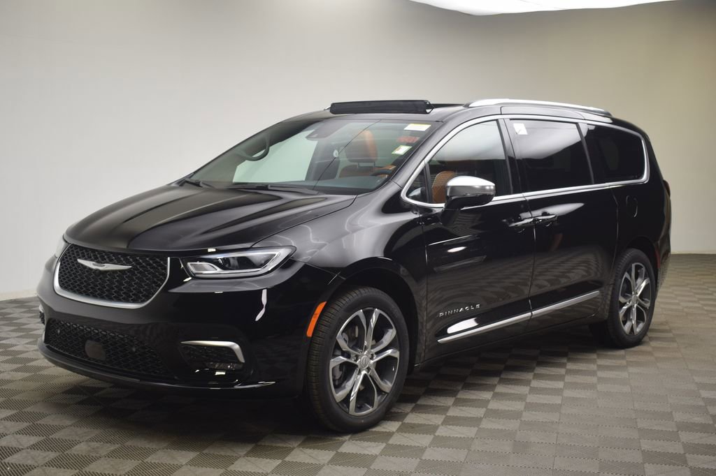 New 2026 Chrysler Pacifica Pinnacle w/ Trailer Tow Group image 16
