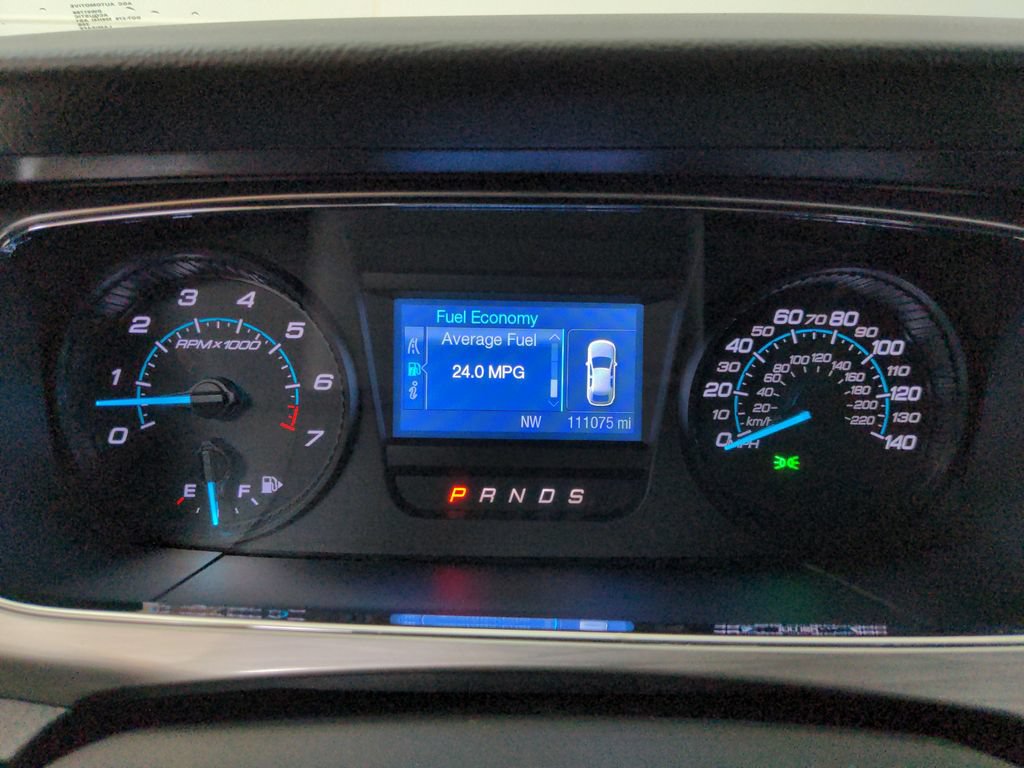 Used 2013 Ford Taurus SEL FWD image 18