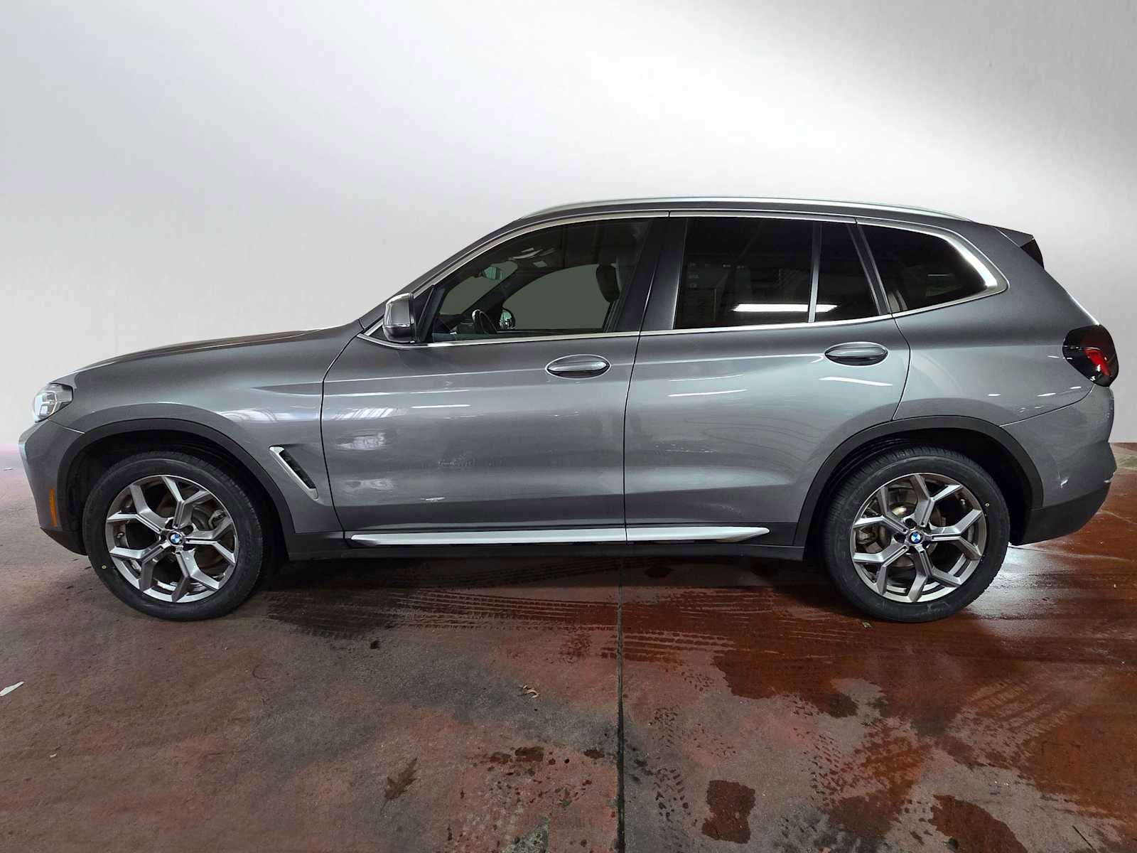 Used 2024 BMW X3 xDrive30i w/ Convenience Package image 6