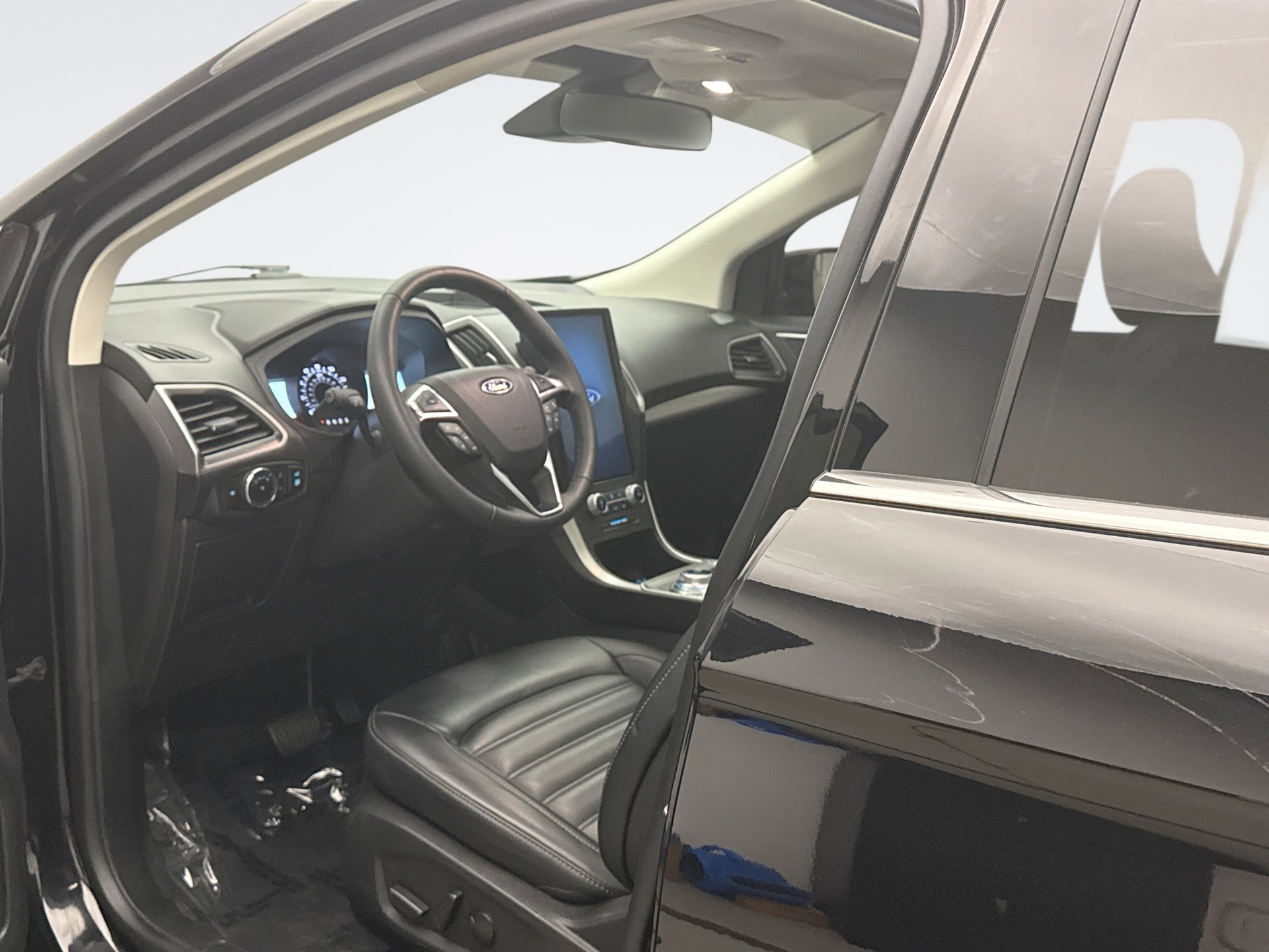 Used 2024 Ford Edge SEL w/ Convenience Package AWD/4WD image 10