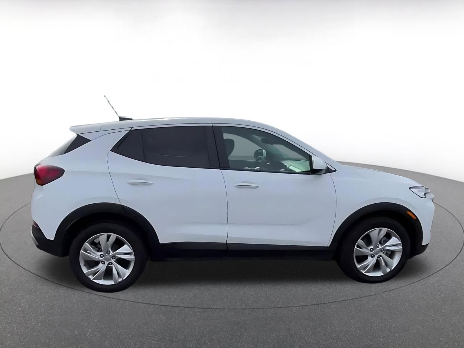 Used 2025 Buick Encore GX Preferred image 16