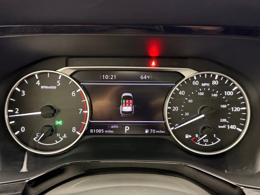Used 2022 Nissan Pathfinder SL AWD/4WD image 23