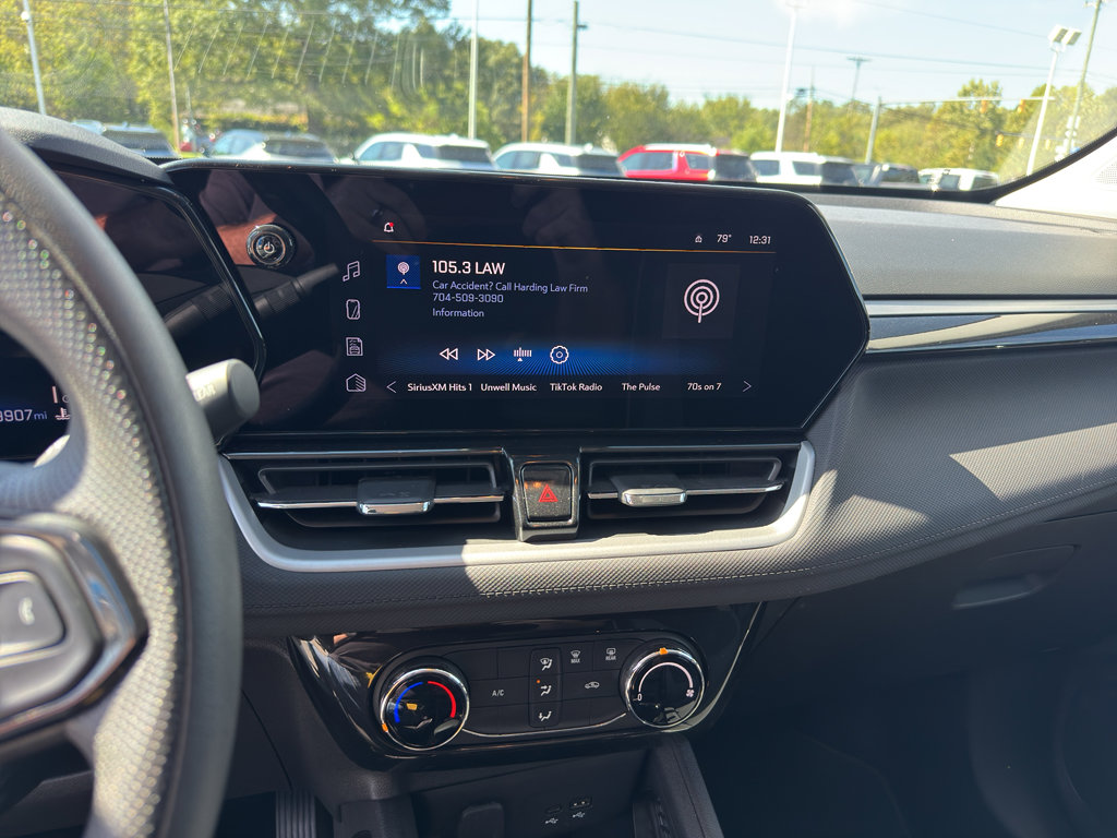 Used 2025 Chevrolet TrailBlazer LT image 21