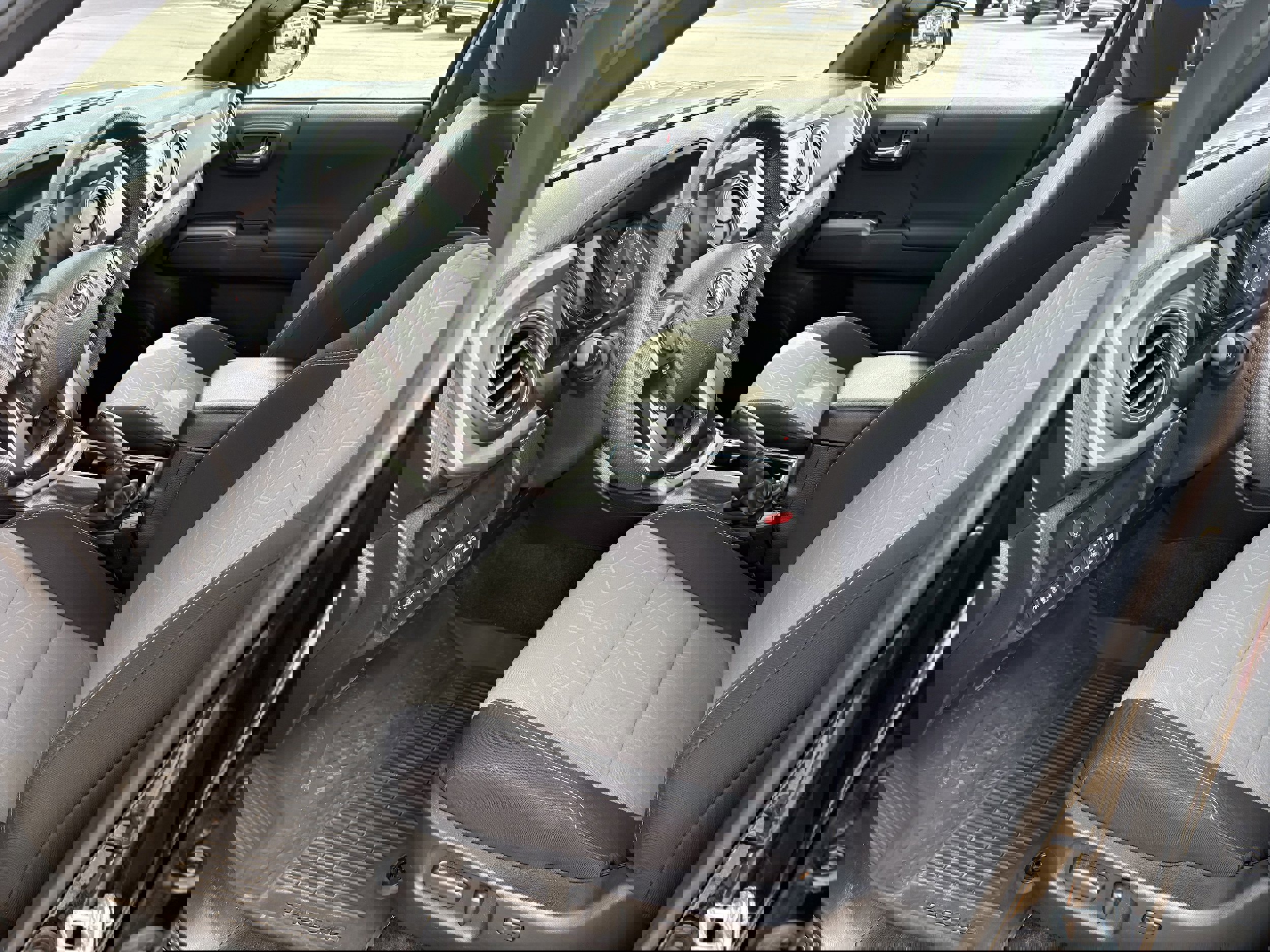 Certified 2023 Toyota Tacoma TRD Sport w/ Technology Package AWD/4WD image 4