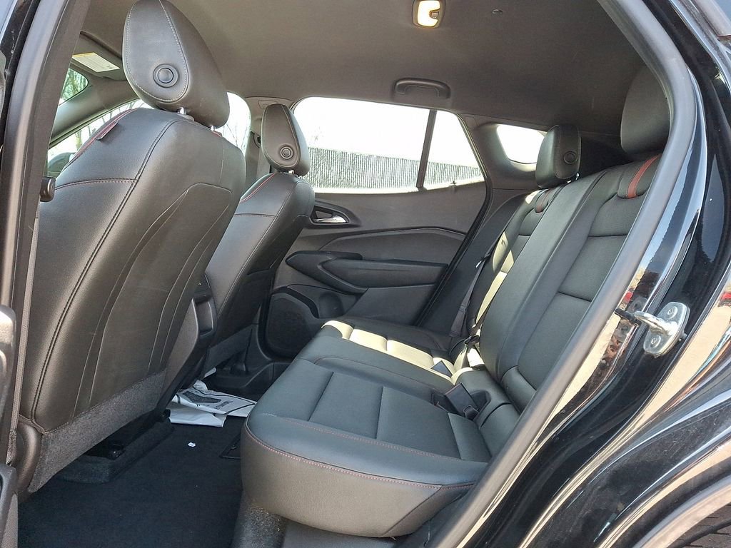 Used 2024 Chevrolet Trax RS image 13