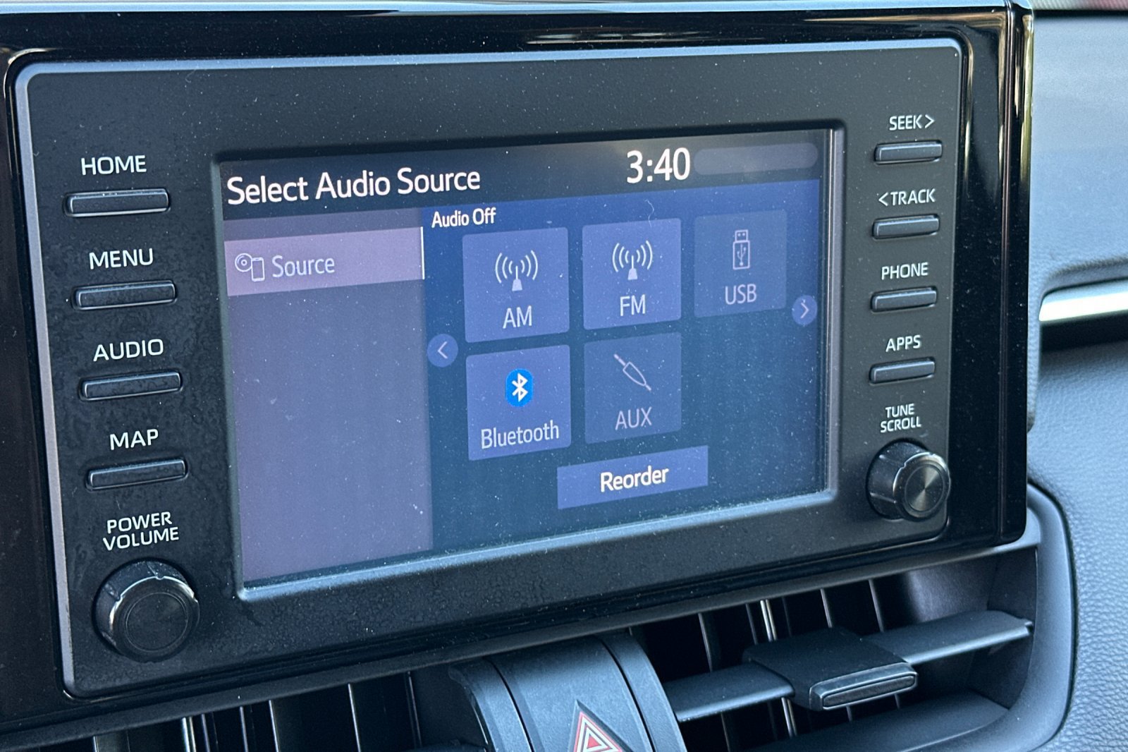 Used 2019 Toyota RAV4 LE w/ All Weather Liner Package AWD/4WD image 22
