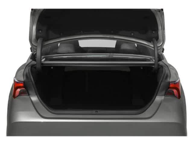 Used 2022 Toyota Avalon XLE w/ Moonroof Package FWD image 14