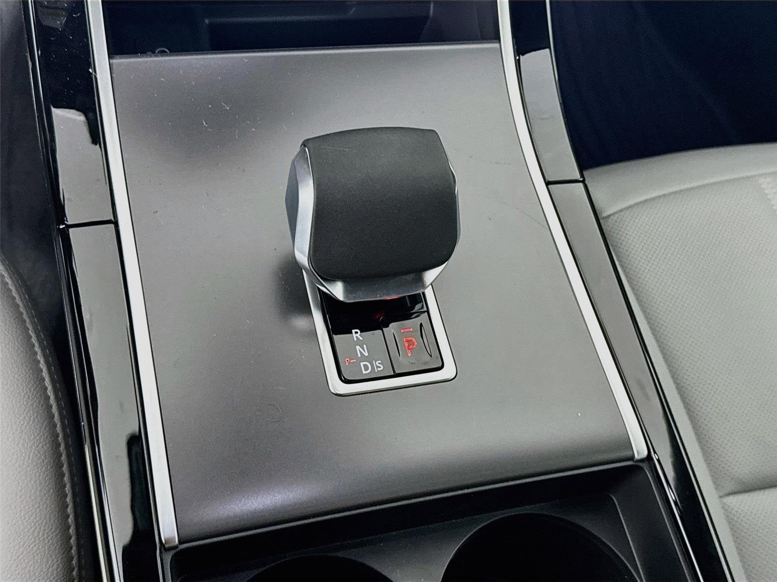 New 2026 Land Rover Range Rover Evoque S AWD/4WD image 19