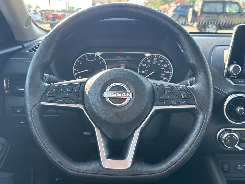 Used 2025 Nissan Sentra SV image 15