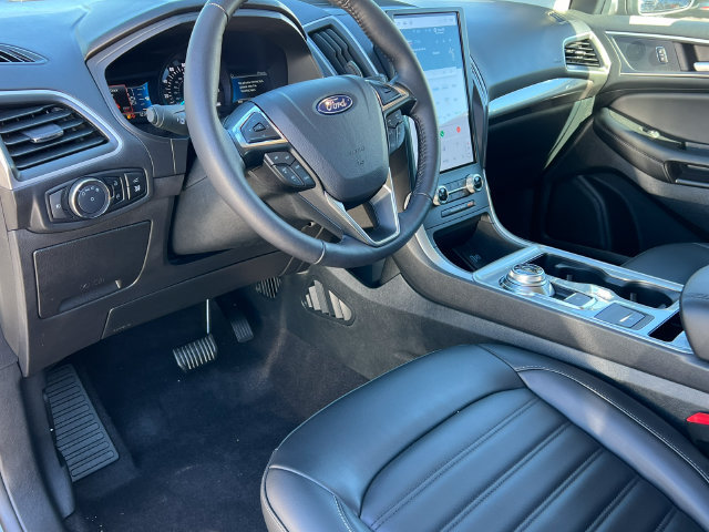 Certified 2024 Ford Edge SEL w/ Convenience Package AWD/4WD image 18