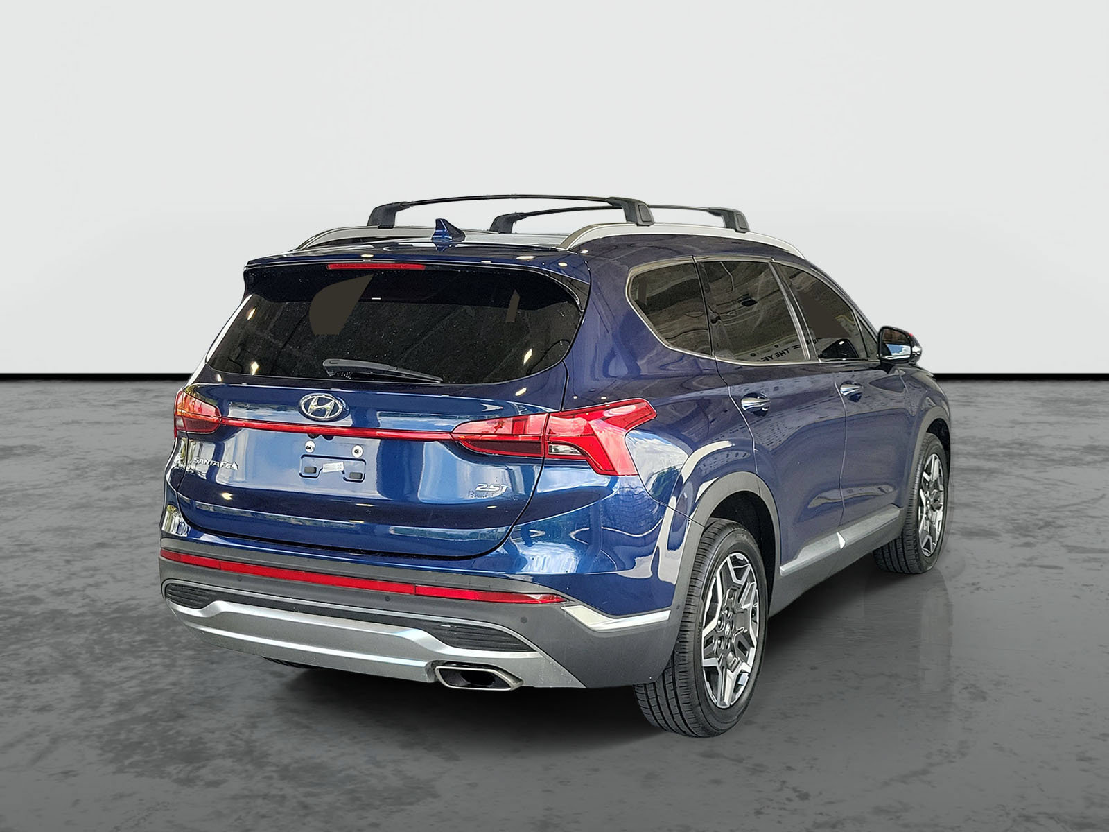 Used 2023 Hyundai Santa Fe Limited FWD image 2