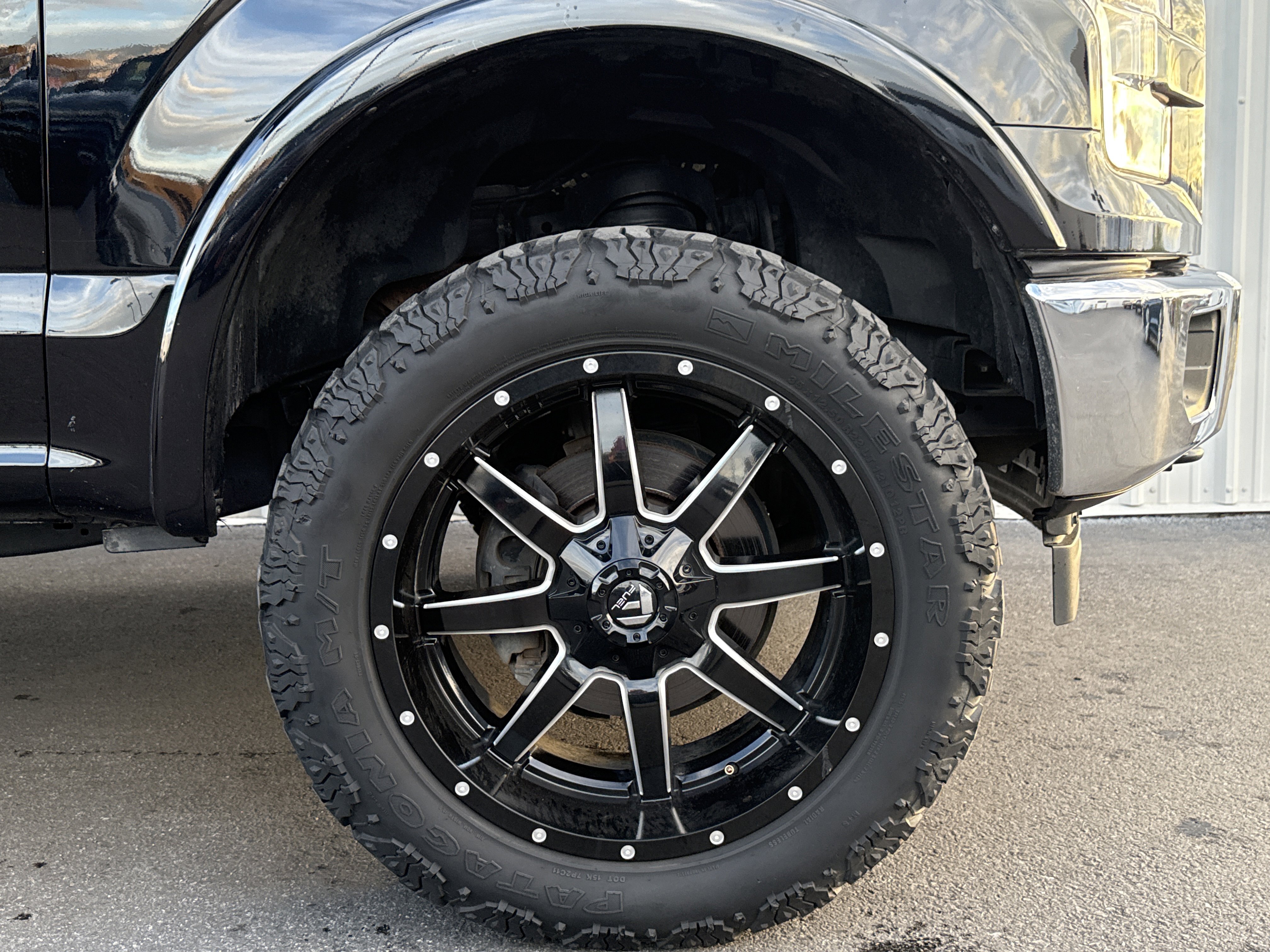 Used 2017 Ford F150 Lariat image 5