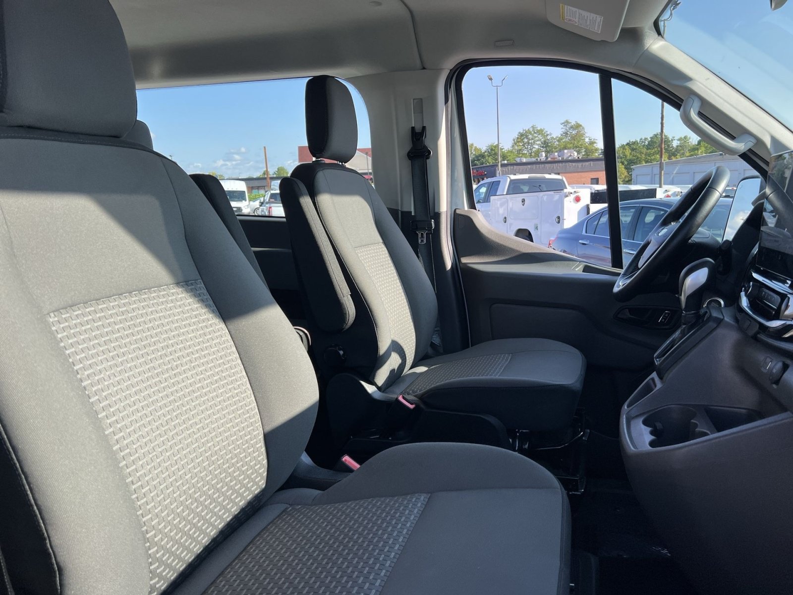 Used 2026 Ford Transit 350 XLT RWD image 27