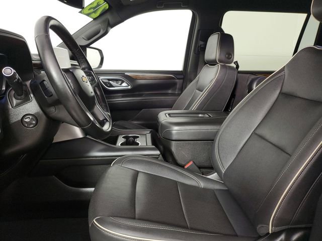Used 2023 Chevrolet Suburban Premier image 22