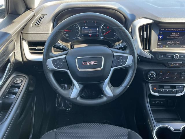 Used 2024 GMC Terrain SLE FWD image 17