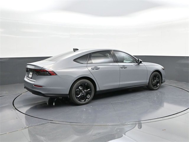 New 2025 Honda Accord SE image 13