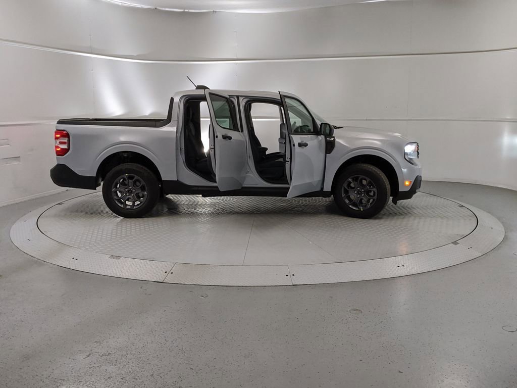 New 2026 Ford Maverick XLT image 16