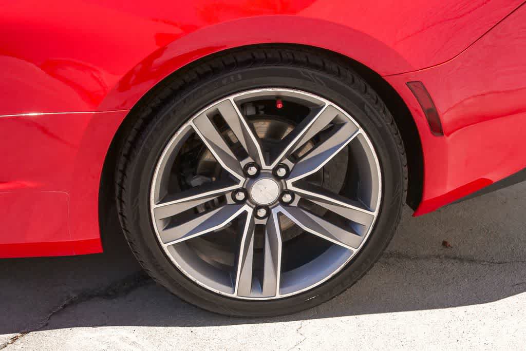 Used 2018 Chevrolet Camaro LT w/ RS Package RWD image 6