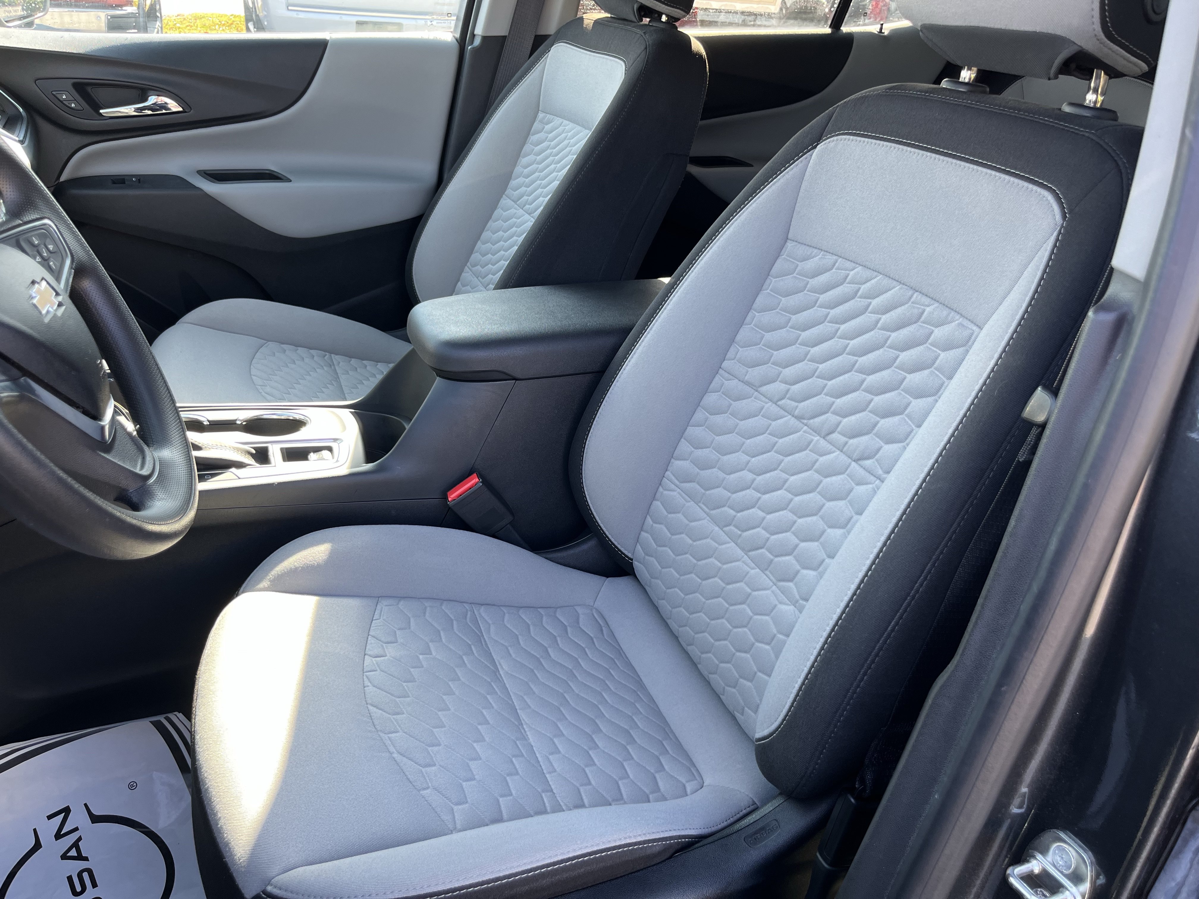 Used 2019 Chevrolet Equinox LS w/ LS Convenience Package AWD/4WD image 10