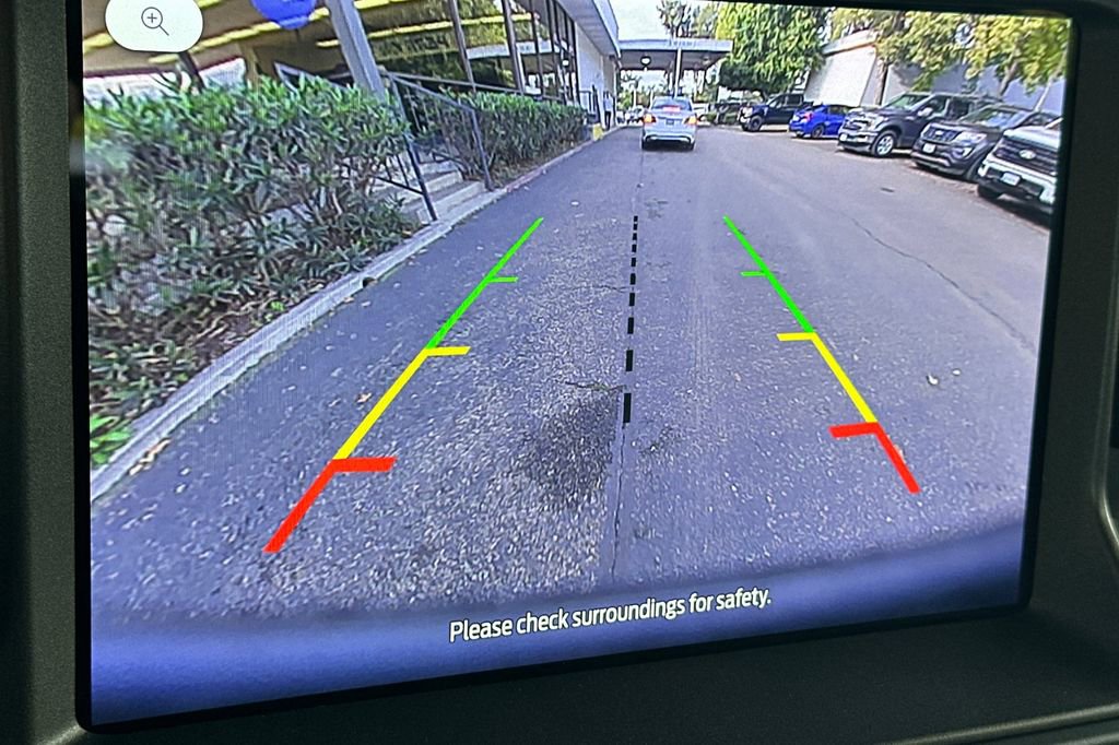 New 2025 Ford Bronco 4-Door image 17